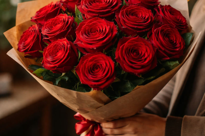 Meaning of red roses in relationships